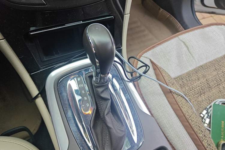 Used Buick Regal 2014 2.0L Leading Fashion Edition