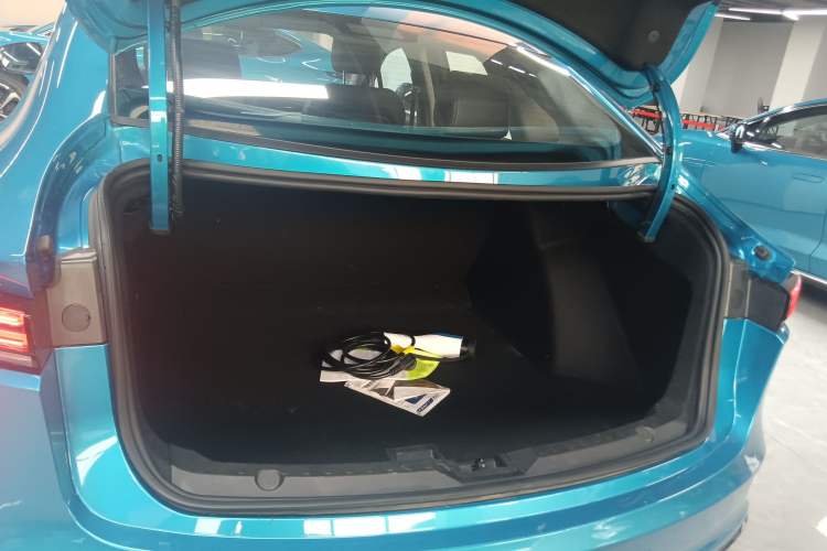 Used JMEV GSE 2023 Standard Range Industry Edition
