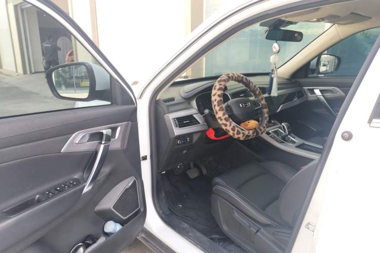 Used Geely Auto Emgrand X7 Sport 2021 Million Edition 1.8TD DCT Two-Wheel Drive Comfort Model
