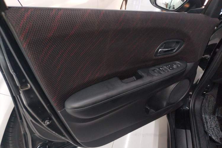 Used Honda XR-V 2017 1.8L EXi CVT Comfort Version
