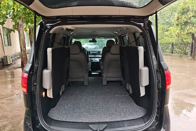 Used SAIC MAXUS G10 2022 2.0T Automatic Smart Enjoyment Version Gasoline 7 Seats