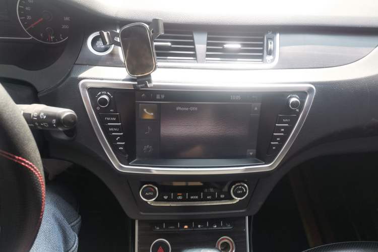 Used Land X7 2018 Geely Jingyue 1.5T Panoramic Luxury Model Audio And AC Panel