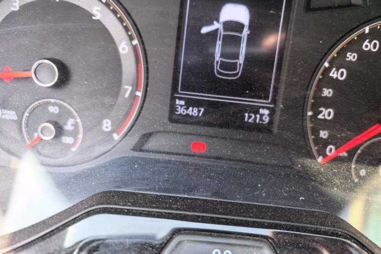 Used Volkswagen Bora 2021 1.5L Manual Fashion Smart Connect Edition
