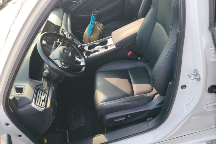 Used Honda Accord 2022 260TURBO Luxury Edition Left Front Seat