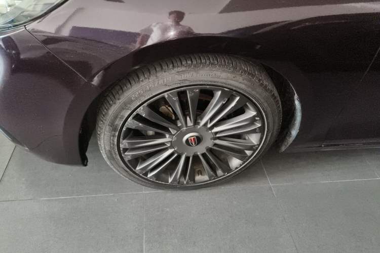 Used Hongqi H5 2019 30TD Smart Connect Dynamic Edition Exterior 4