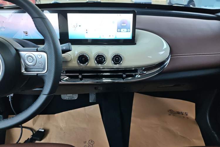 Used Wuling Bingo 2023 333 km Lingxi Connected+ Version
