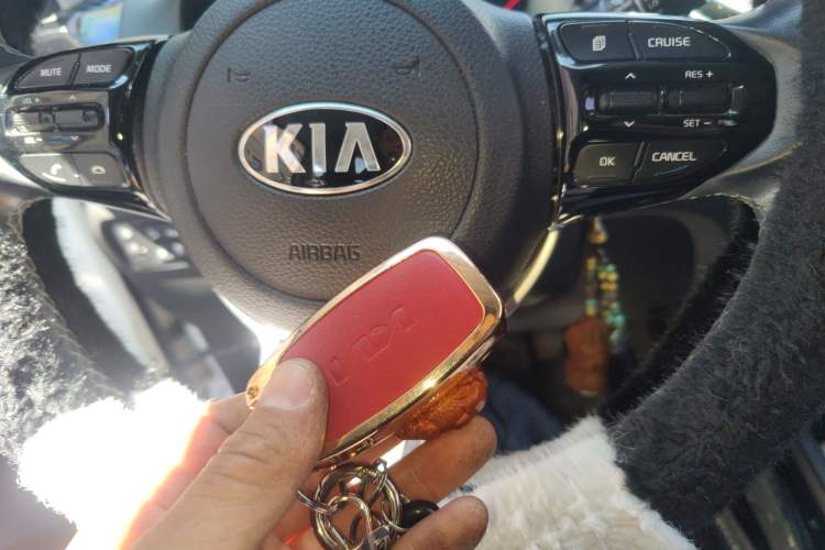 Used Kia kx1 Stonic 2021 1.4L CVT Fun & Sunroof Model Vehicle Key