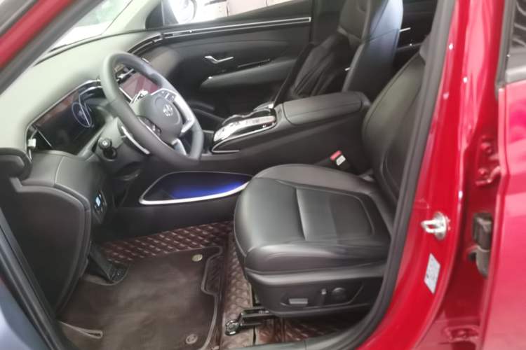 Used Hyundai Tucson 2022 Tucson L 2.0L Hybrid · Flagship Edition
