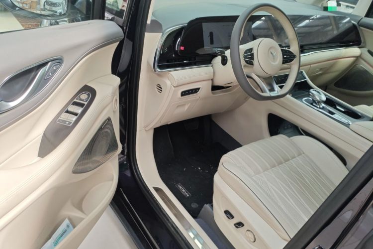Used VOYAH Dream 2024 PHEV Ultra-Long Range Flagship Edition