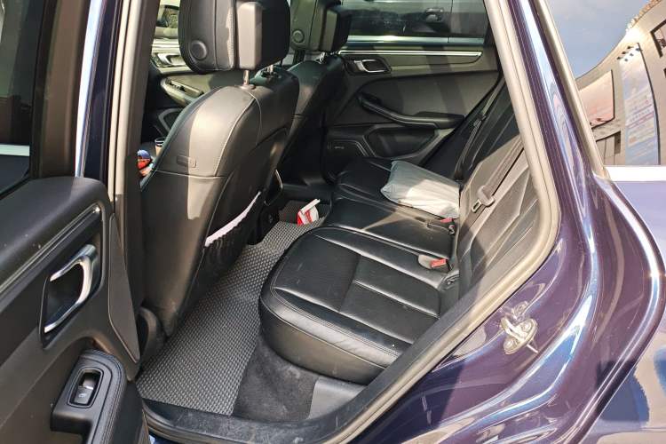 Used Porsche Macan 2023 Macan 2.0T