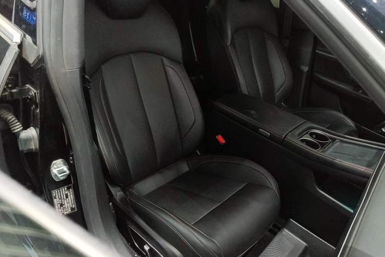 Used XPeng P7 2024 P7i 550 Pro Right Front Seat