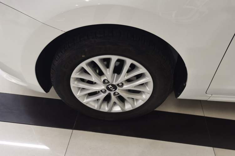 Used Kia K2 2017 Sedan 1.4L Automatic Transmission 15th Anniversary Special Edition GLS