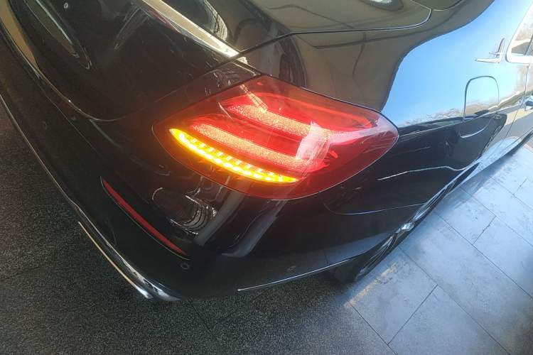 Used Mercedes-Benz E-Class 2019 Restyled E 300 L Luxury Edition