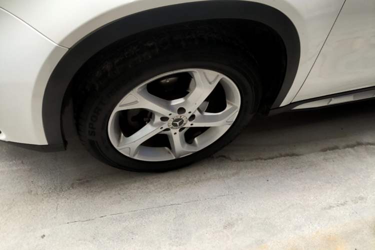 Used Mercedes-Benz GLA 2017 GLA 200 Sport Edition Left Front Wheel Hub