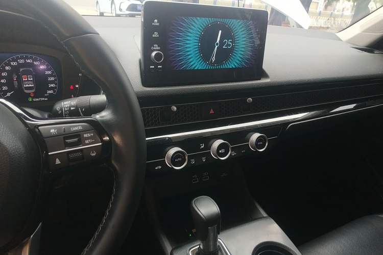 Used Honda Civic 2022 240TURBO CVT Dynamic Control Version
