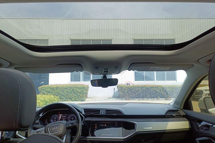 Used Audi Q3 Sportback 2020 40 TFSI Fashion Model
