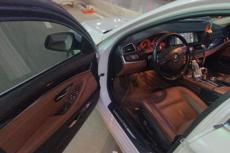 Used BMW 5 Series 2013 520Li Elegant Edition Driver Seat