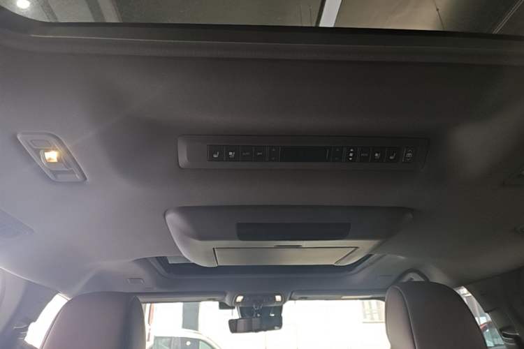 Used Toyota Granvia 2022 2.5L Hybrid Flagship Edition Headliner