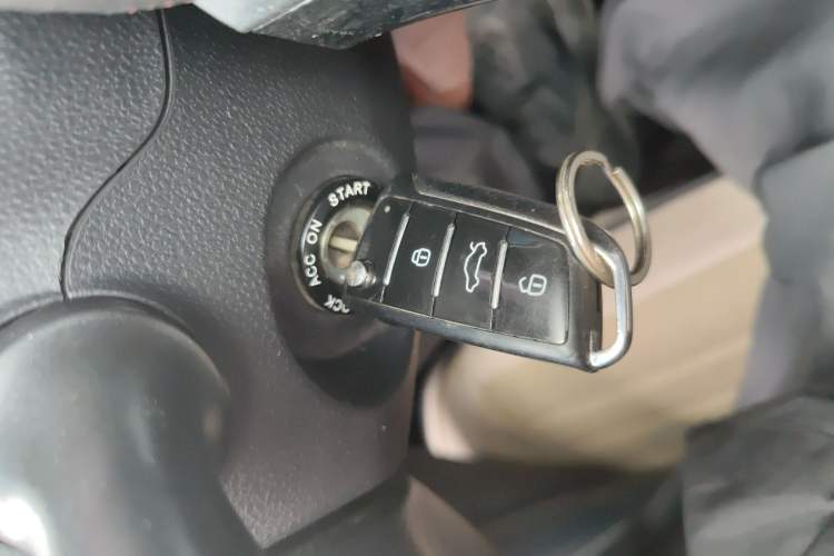 Used JAC Refine S3 2017 1.6L CVT Luxury Smart Model