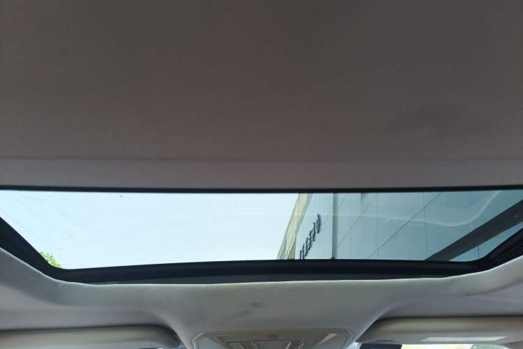 Used Ford Kuga 2013 1.6L GTDi 4x4 Elite Model Headliner