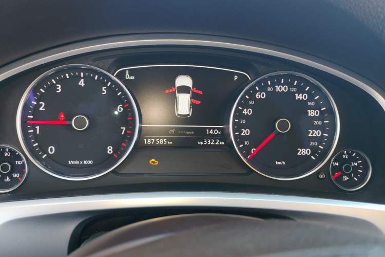 Used Volkswagen Touareg 2011 3.0 TSI Standard Version
