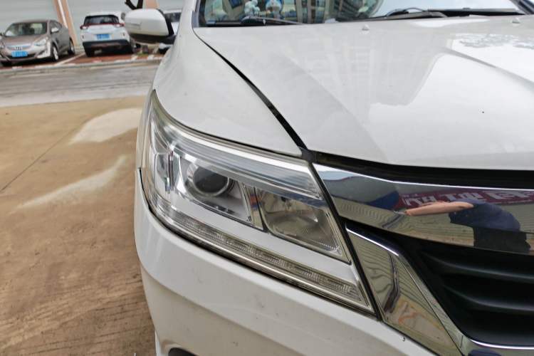 Used Honda Crider 2015 1.8L automatic luxury edition
