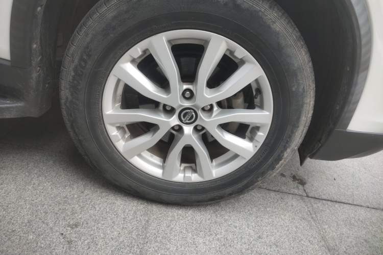 Used Nissan X-Trail 2019 2.0L CVT Smart Connect Comfort Edition 2WD Right Front Wheel Hub