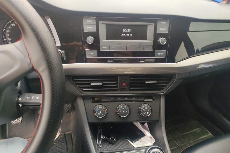 Used Volkswagen Bora 2020 1.5L Manual Fashion Edition
