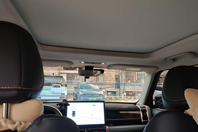 Used iCAR 03T 2024 520km Two-Wheel Drive Long-Range Version