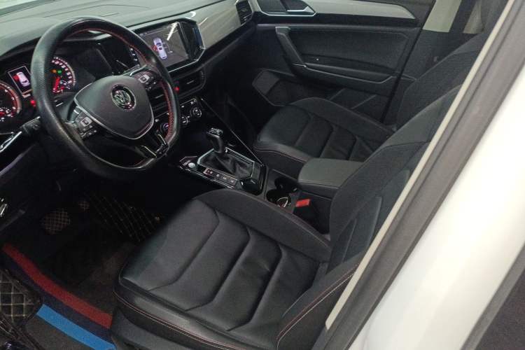 Used Volkswagen Tayron 2019 Teramont Edition 280TSI Two-Wheel Drive Luxury Model China VI Standard Left Front Seat