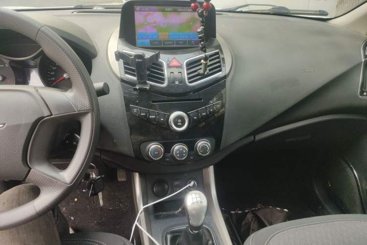 Used Haima S5 2015 1.6L Manual Comfort Model Audio And AC Panel