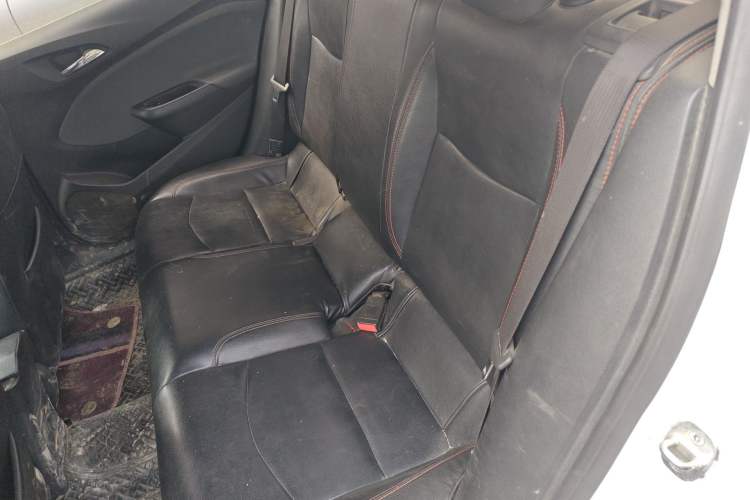 Used Chevrolet Cruze 2017 1.5L Manual Pioneer Edition
