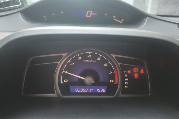 Used Honda Civic 2009 1.8L automatic luxury edition Instrument Cluster