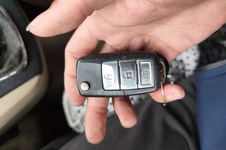 Used FORTHING Joyear SUV 2012 1.6L Luxury Model
