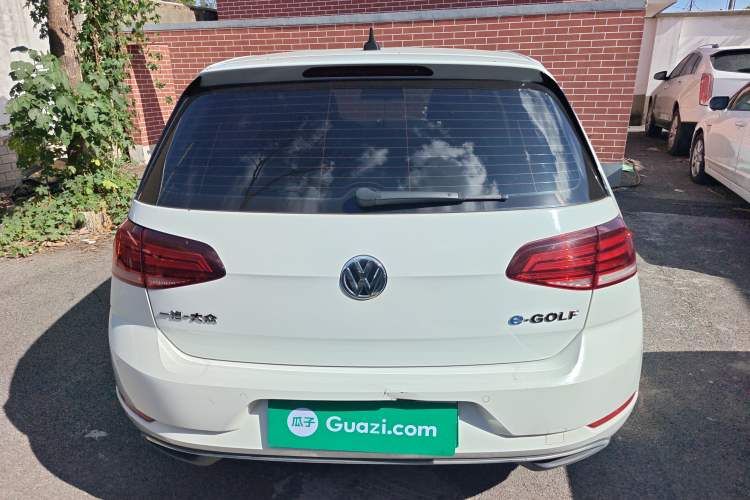 Used Volkswagen Golf Pure Electric 2020 Chari Exterior 4