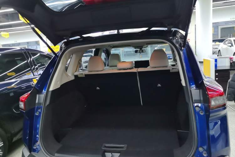 Used Nissan X-Trail 2021 VC-Turbo 300 CVT 4WD Luxury Edition
