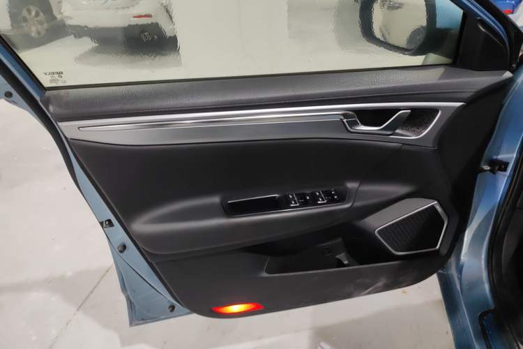 Used Geely Auto Emgrand GL New Energy 2019 1.5T DCT Smart Leading Version