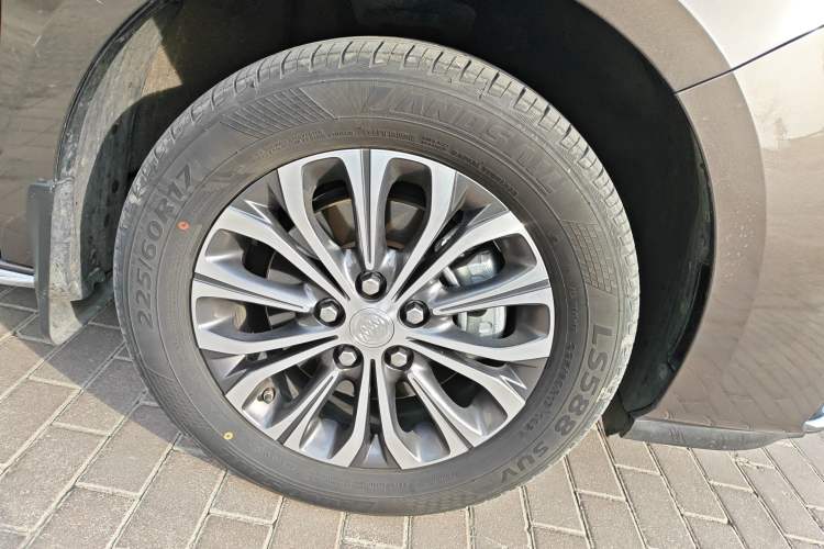 Used Buick GL8 2023 Land Executive Class Smart Enjoyment Model
