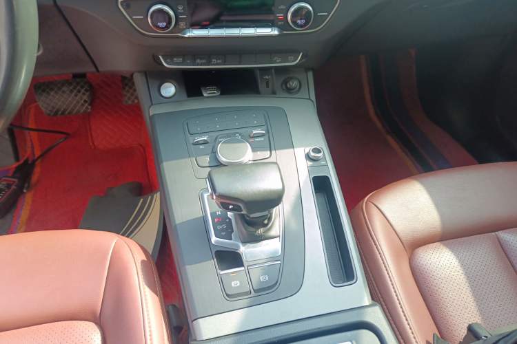 Used Audi Q5L 2018 40 TFSI Prestige Edition China VI Emission Standard