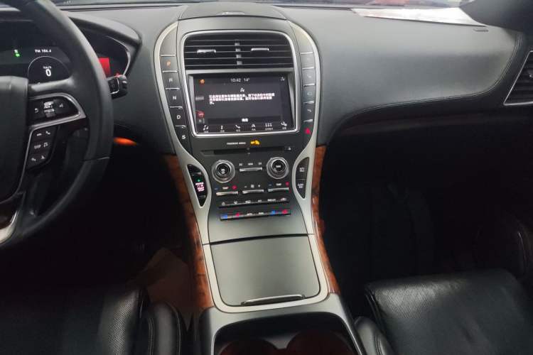 Used Lincoln Nautilus 2019 2.7T Four-Wheel Drive Prestige Edition China VI Standard
