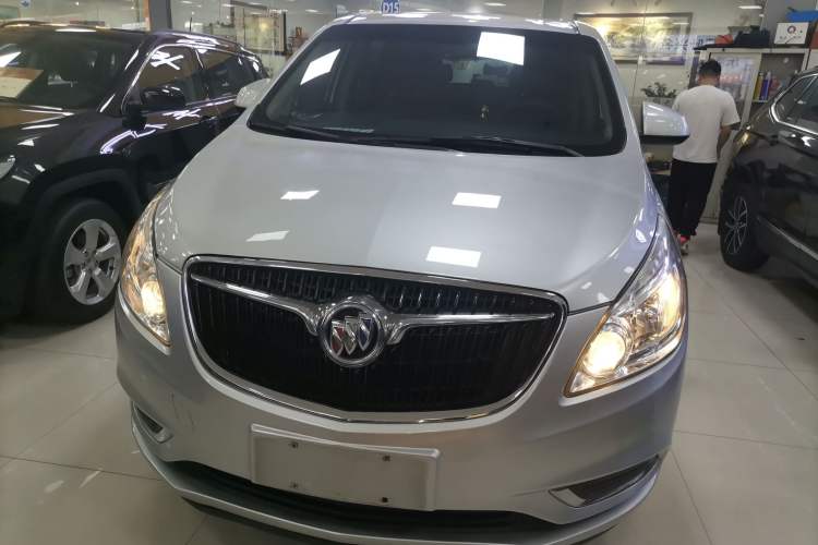 Used Buick GL8 2018 28T Comfort Model China VI Standard Front