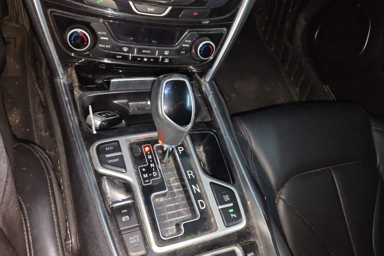 Used Geely Auto Emgrand GT 2015 2.4L Luxury Model Gear Lever