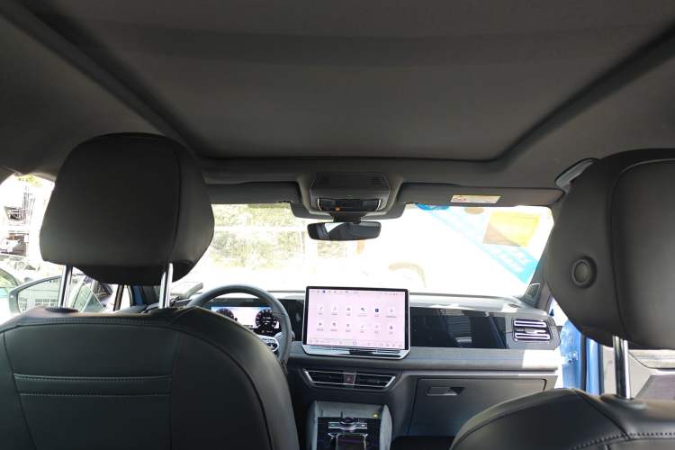 Used Volkswagen Tiguan L 2024 PRO 380TSI Four-Wheel Drive R-Line Prestige Edition Headliner