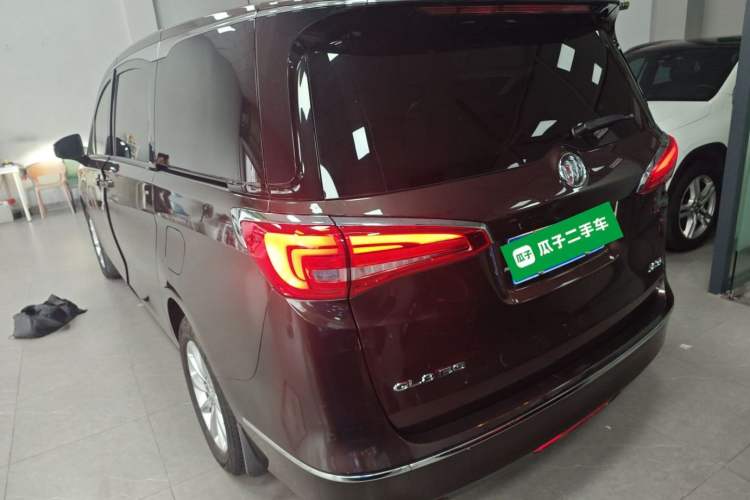 Used Buick GL8 2018 ES 28T Premium Model China VI Standard
