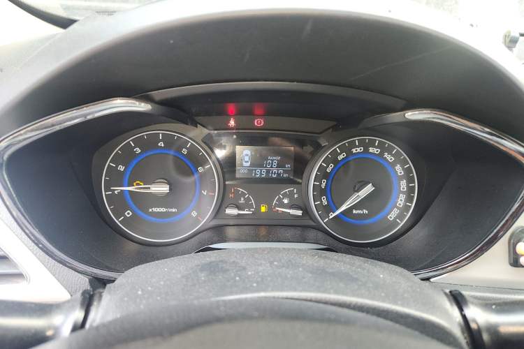 Used CHANGAN Alsvin V7 2015 1.6L Manual Joyful Edition China IV Instrument Cluster