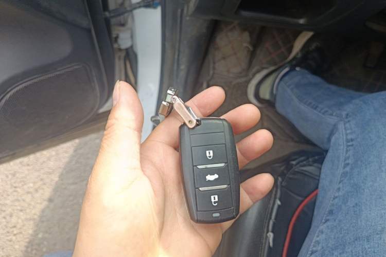 Used CHANGAN CS75 2017 Shangkui Edition 1.5T Automatic Fengyue Model Vehicle Key