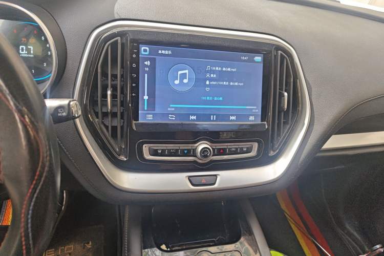 Used JETOUR X70M 2020 Revised Version 1.5T DCT Companion Edition 6 Seats
