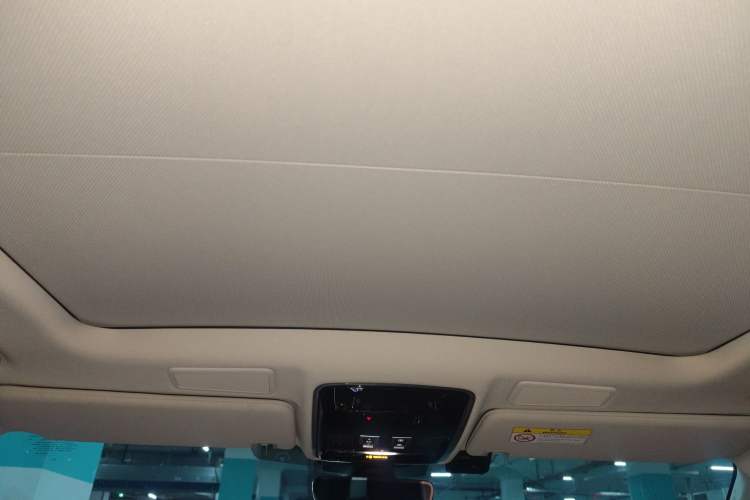 Used Land Rover Range Rover Sport 2021 3.0 L6 YAO Black Edition
