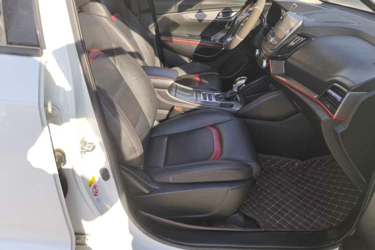 Used Changan CS55 2017 1.5T Automatic Colorful Edition
