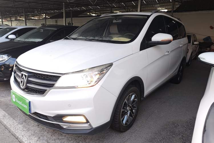 Used Baojun 730 2019 1.5T Manual Fashion Model 7-seater China VI